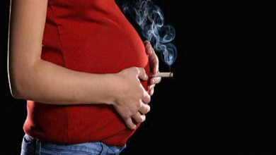 صورة د. أحلام محمود تكتب: هذه أهم مخاطر التدخين أثناء الحمل !!