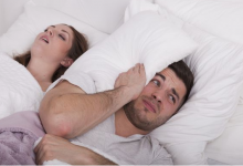 صورة دراسة تحذر: «الشخير» أثناء النوم قد يؤدي إلى توقف عملية التنفس ويسبب الموت !!