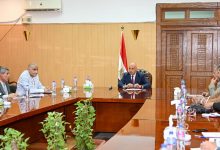 صورة وزير الري يتابع تنفيذ التكليفات الرئاسية بشأن تنمية وإعمار سيناء