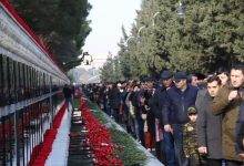 صورة أذربيجان المستقلة تحيي ذكرى 20 يناير الأسود