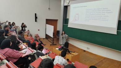 صورة محاضرة بالجامعة الألمانية بالقاهرة حول إستخدام الذكاء الإصطناعي في التمويل