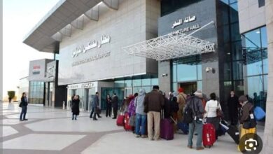 صورة مطار سفنكس الدولى بأكتوبر يستقبل ٣ رحلات سياحية أسبوعيا من مسقط