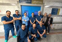 صورة إجراء جراحة نادرة بمناظير الفراغ الثالث في إنجاز طبي عالمي لجامعة حلوان