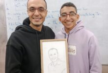 صورة طالب الصف الثاني الإعدادي إياد أمجد موهبة صاعدة وواعدة في الرسم