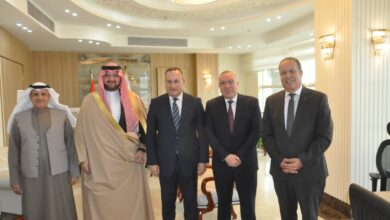 صورة وزير التعليم العالي يبحث مع الأمير عبدالعزيز بن طلال سبل تعزيز التعاون بين الجامعات المصرية والجامعة العربية المفتوحة