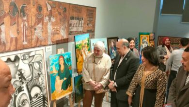 صورة افتتاح معرض “كان يا مكان” بمتحف الزعفران بجامعة عين شمس